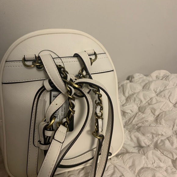 White Guess Backpack - Picture 3 of 5